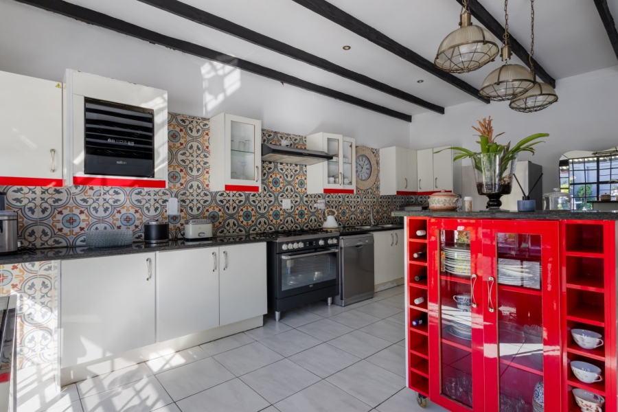 7 Bedroom Property for Sale in Old Place Western Cape